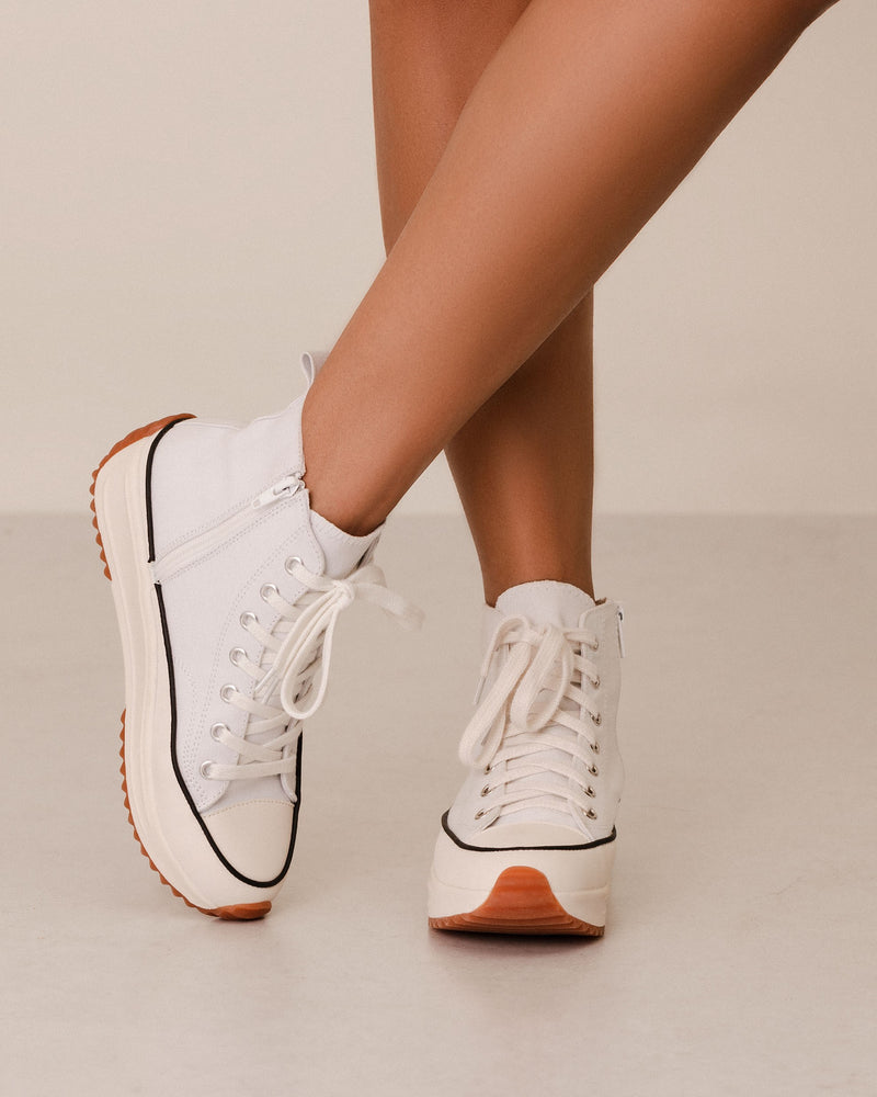 HIGH TOP PLATFORM CANVAS LACE UP SNEAKER - WHITE
