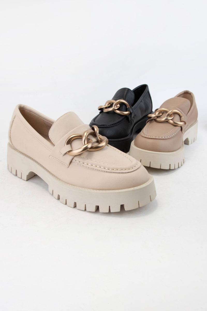 PLATFORM LUG SOLE CHUKY CHAIN LEATHER LOAFER - BEIGE